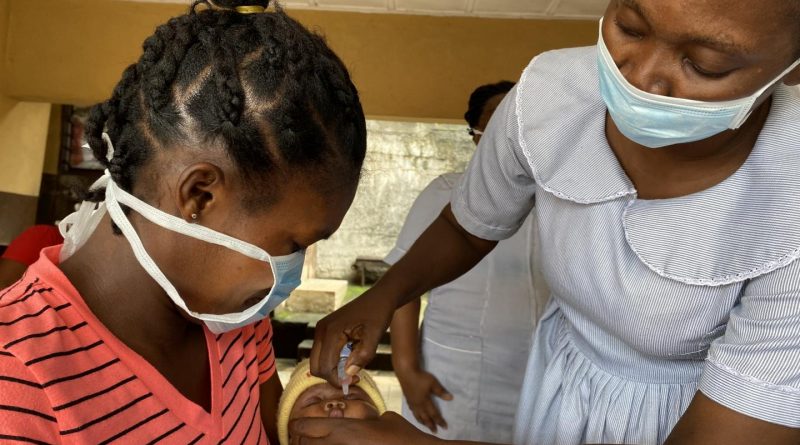 Dukungan WHO untuk Melawan Virus Corona di Sierra Leone